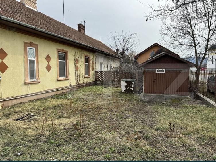 Casă individuală cu 2 camere cu Canalizare în Ocna Mureș