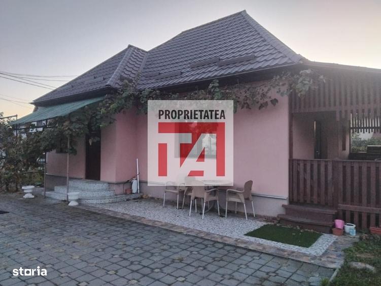 Casă cu 3 camere în Lăpuș