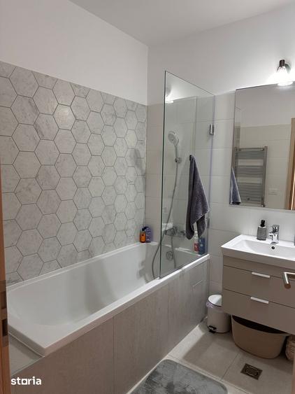 Apartament cu 2 camere în Badea Cârțan