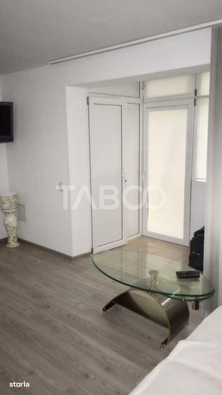 Apartament cu 3 camere semidecomandat în Gheorgheni