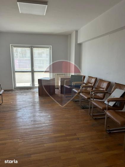 Apartament luminos cu 4 camere - 4