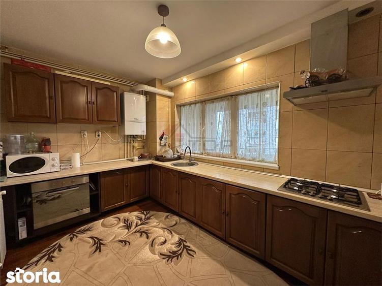 Inchiriere Apartament cu 3 camere Canta Bloc Nou - 8