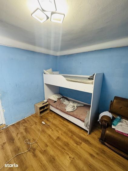 Casă cu Teren 312 Mp în Ion Creangă