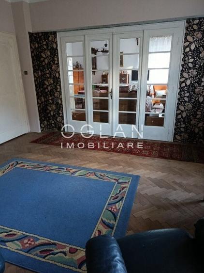 Casă individuală cu 4 camere cu Canalizare în Calea Poplăcii