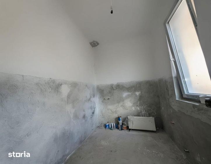Casă cu 4 camere cu Teren 292 Mp în Central
