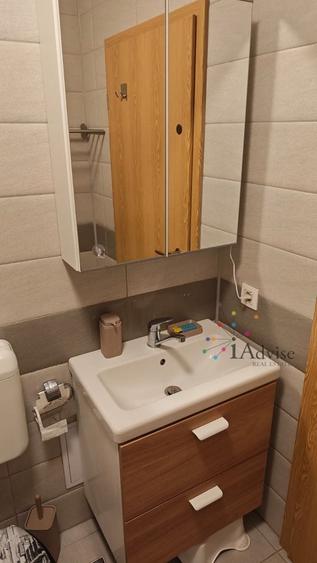 Apartament cu 2 camere decomandat în Tractorul