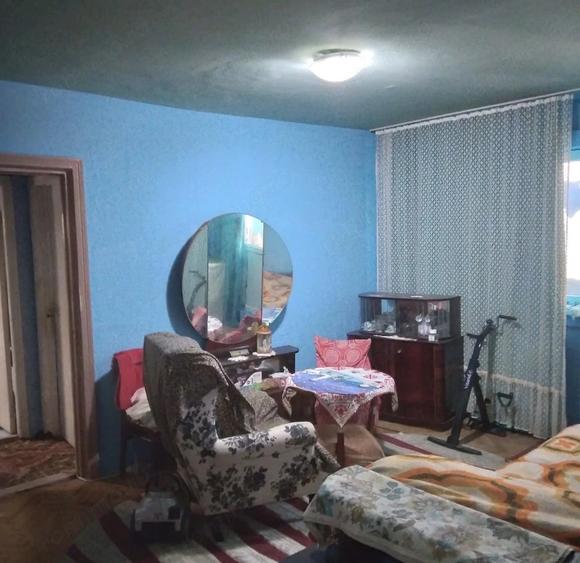 Apartament cu 2 camere semidecomandat în Dâmbovița