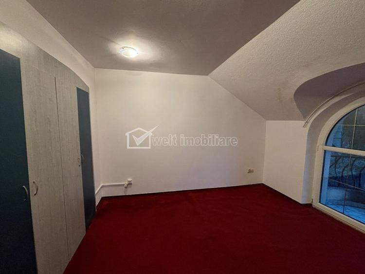 Casă cu 4 camere cu Teren 180 Mp în Andrei Mureșanu
