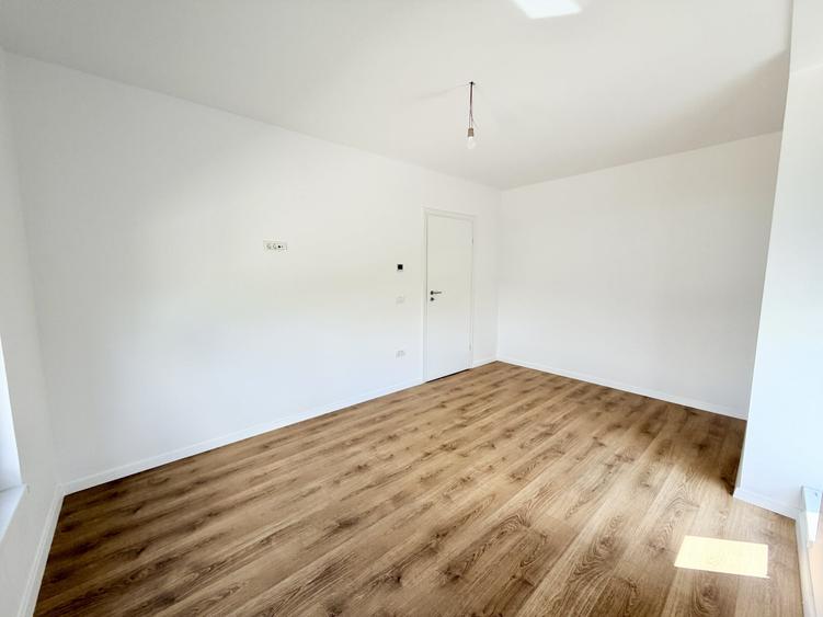 Duplex de exceptie cu 5 camere - zona premium - Mosnita Noua - 11