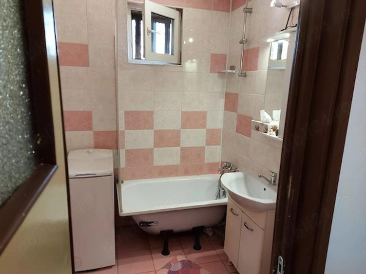 Apartament cu 3 camere semidecomandat, mobilat în Crângași