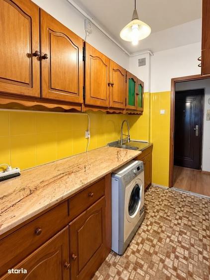 Garsonieră decomandată în Astra