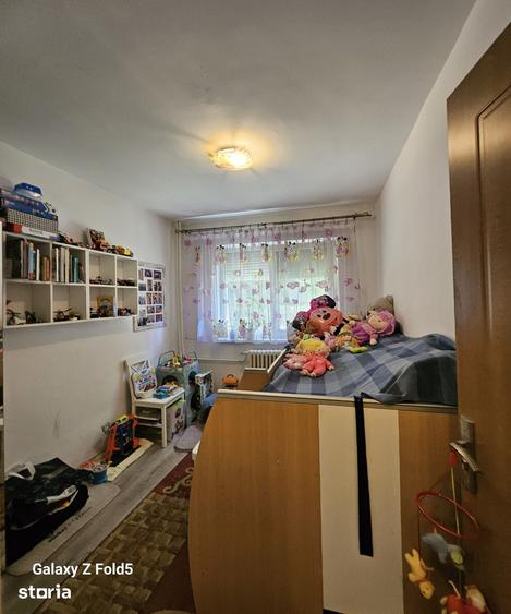Apartament 3 camere decomandate de vanzare, Zona Liceul Ghibu Oradea - 14