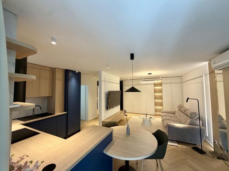 Apartament cu 2 camere decomandat în Mărăști