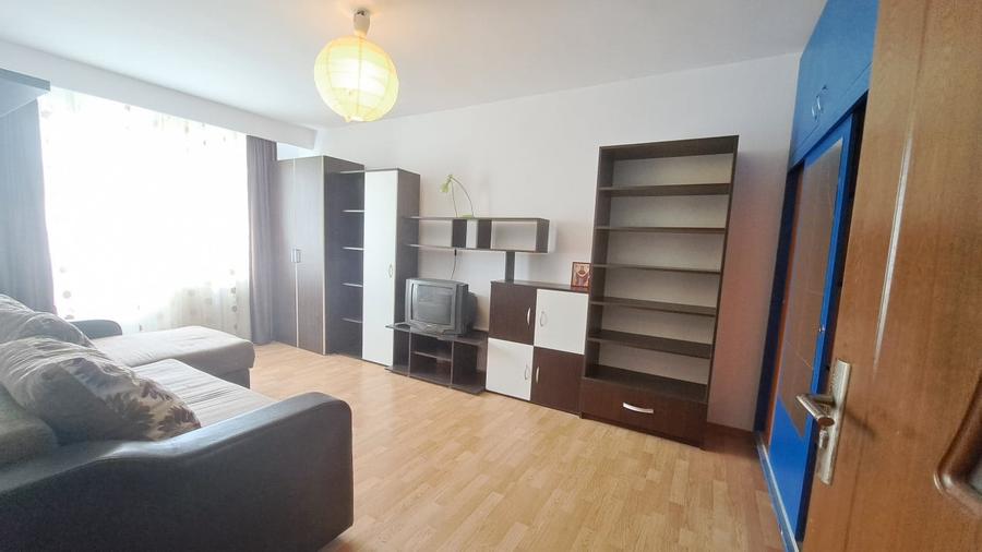 Apartament cu 2 camere decomandat în Crângași