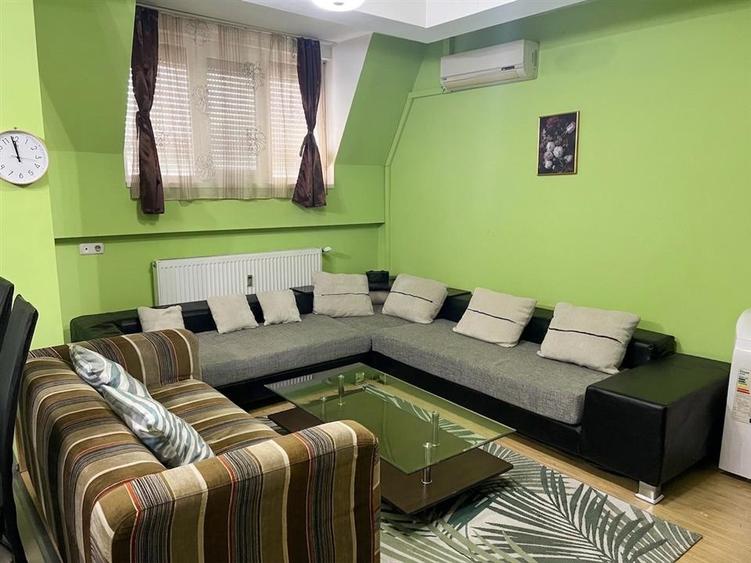 Apartament cu 3 camere decomandat în Rogerius — fotografia 3