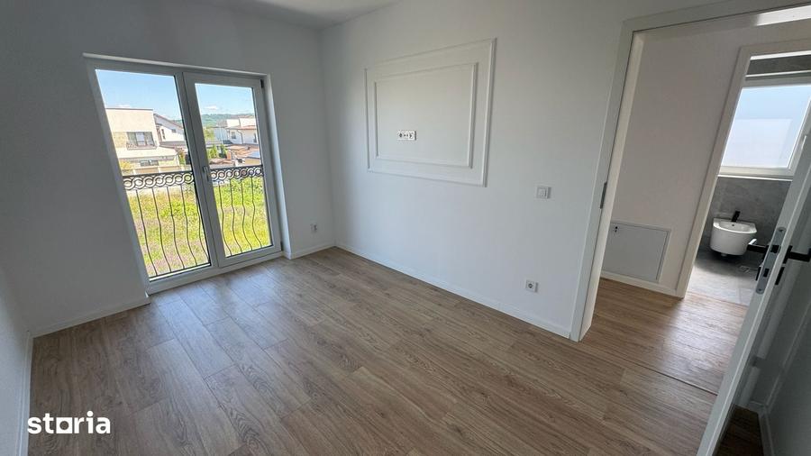 Casă cu 4 camere cu Teren 220 Mp în Șelimbăr