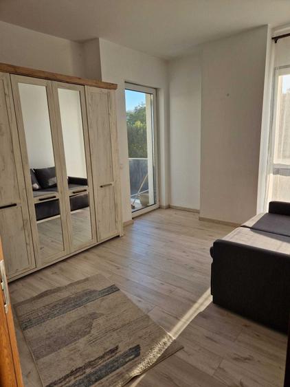 Apartament cu 2 camere decomandat în Dâmbul Rotund