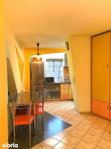 Apartament cu 3 camere decomandat, mobilat în Mehala
