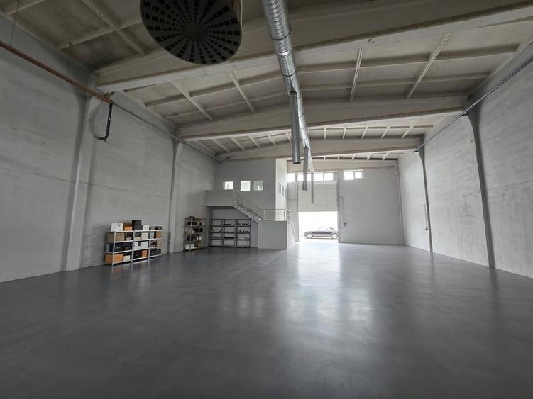 Spațiu industrial, de 829.60998535156 mp, în Mărăști