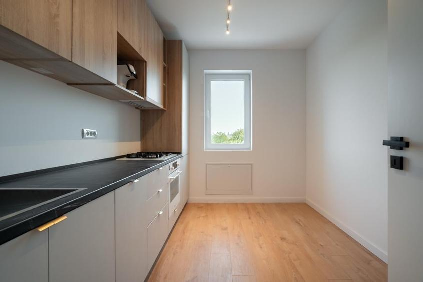 Apartament cu 2 camere decomandat, mobilat în Tunari