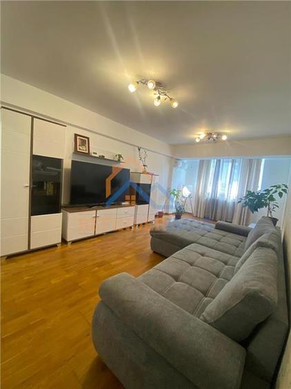 Apartament cu 2 camere decomandat, mobilat în Ozana