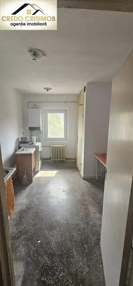 Apartament cu 3 camere decomandat în Luncă