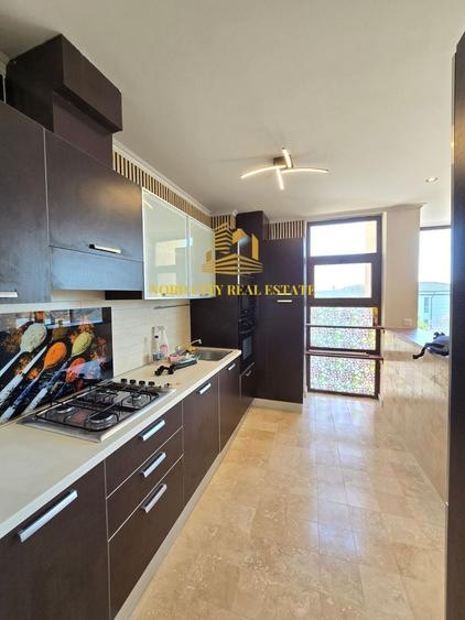 Apartament cu 3 camere semidecomandat în Exterior Vest
