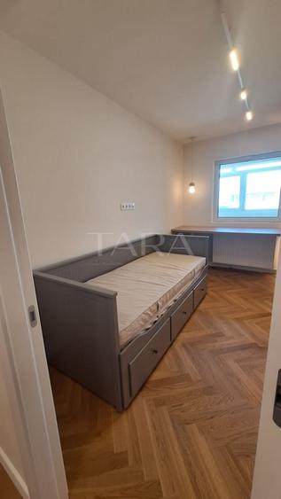 Apartament cu 3 camere semidecomandat, mobilat în Zorilor