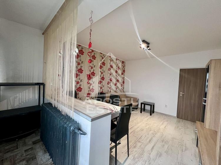 Apartament cu 2 camere decomandat, mobilat în Olimpia-Stadion