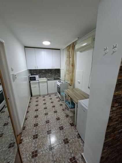 Apartament cu 2 camere decomandat în Dacia