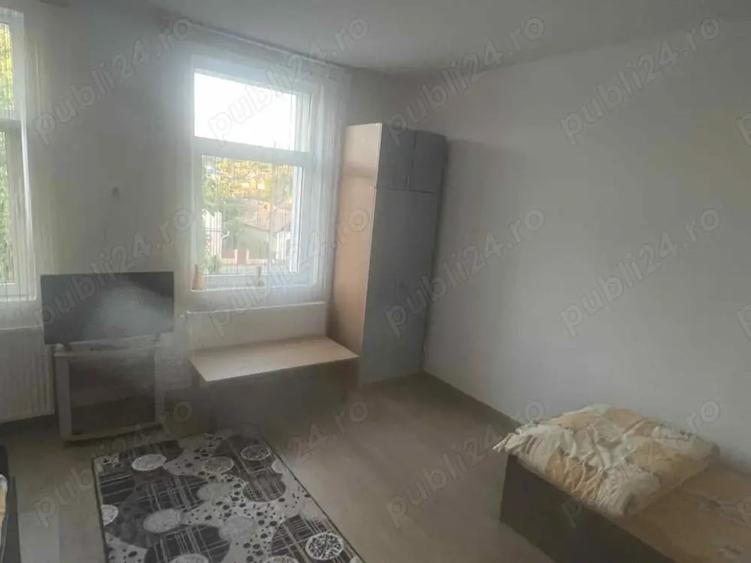 Casă cu 3 camere în Mediaș
