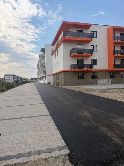 Apartament cu 2 camere decomandat în Dobroești