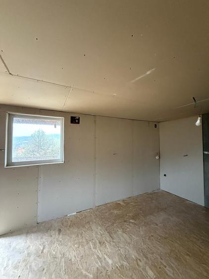 Casă cu 2 camere în Vișagu