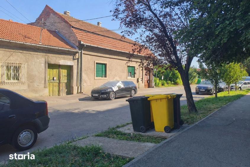 Apartament cu 3 camere în Traian