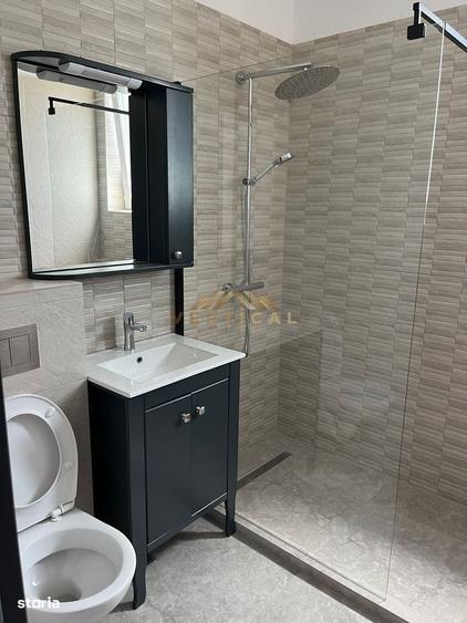 Casă cu 4 camere cu Teren 350 Mp în Vidra