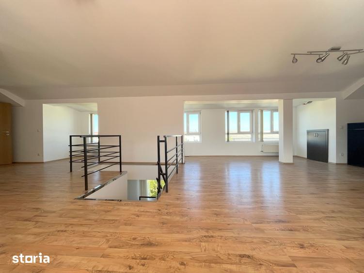 Apartament cu 4 camere, mobilat în Girocului