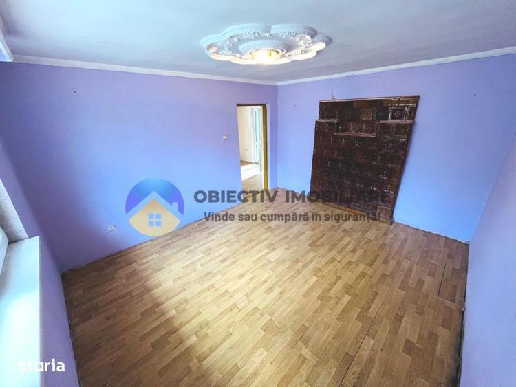 Casă cu 7 camere cu Teren 5958 Mp în Dobreni
