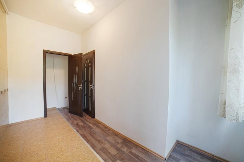 Apartament cu 2 camere semidecomandat în Ferentari