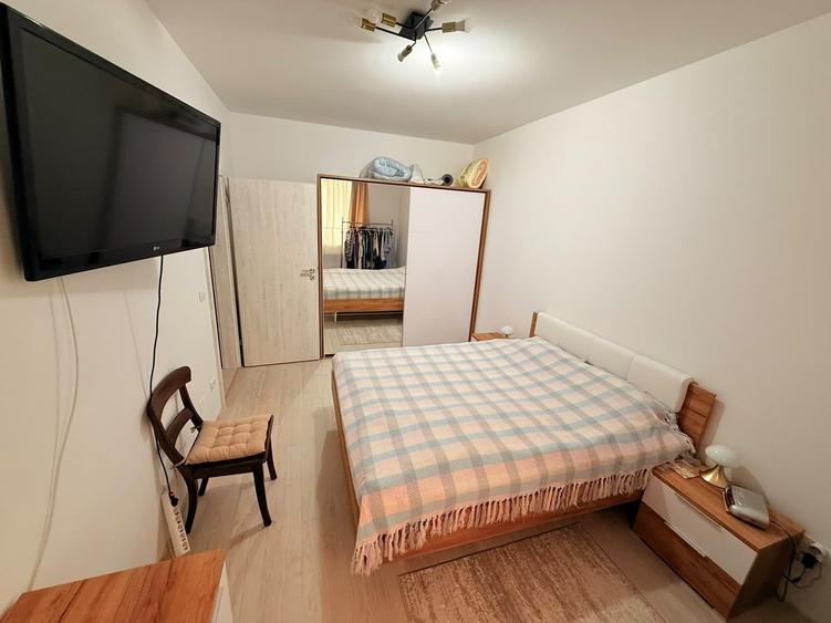 Apartament cu 2 camere decomandat în Giroc