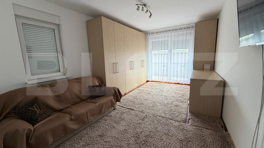 Apartament cu 2 camere decomandat, mobilat în Central