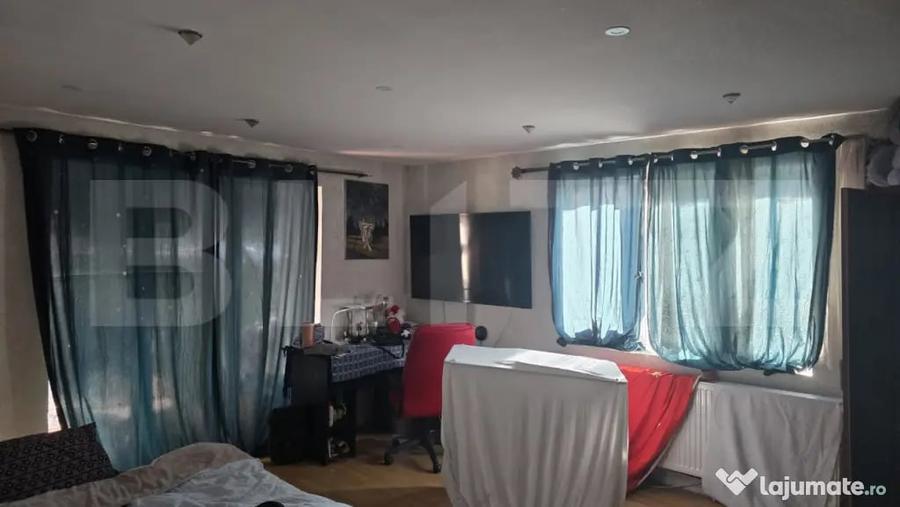Casă cu 5 camere cu Teren 494 Mp în Unio