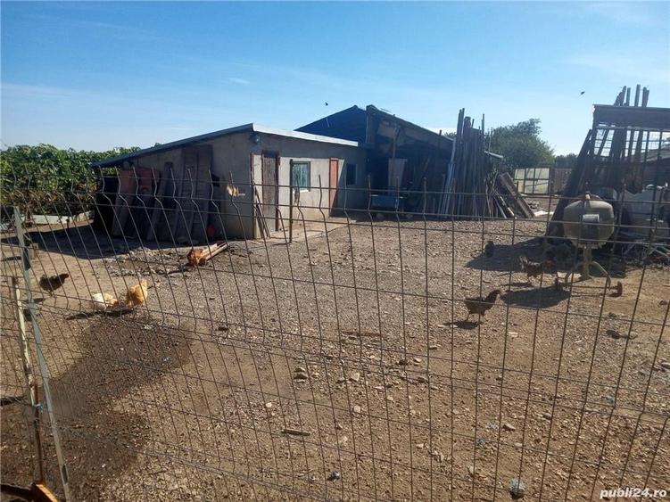 Casă cu 6 camere în Cochirleanca