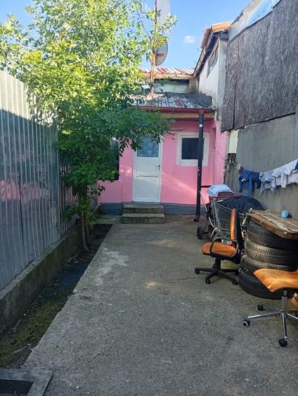 Casă cu 3 camere cu Teren 167 Mp în Ferentari