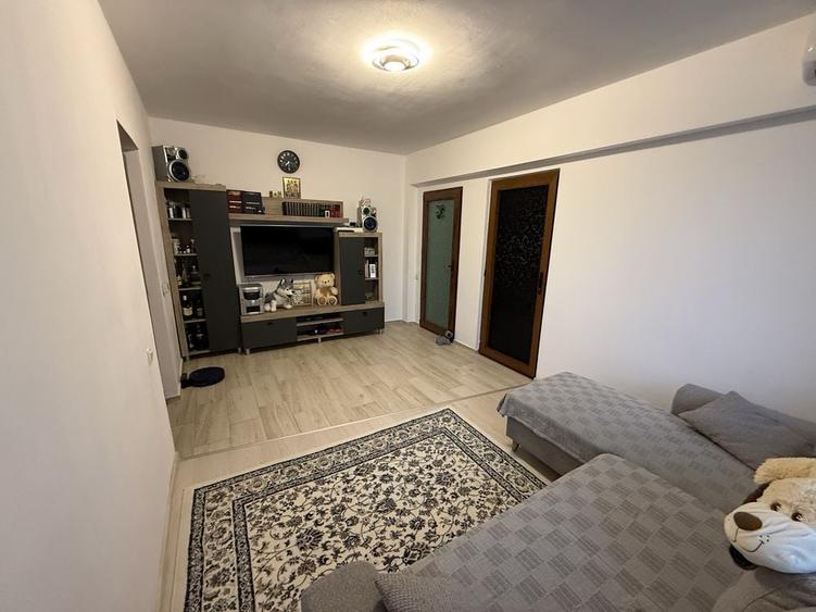 Apartament cu 2 camere semidecomandat în Ultracentral