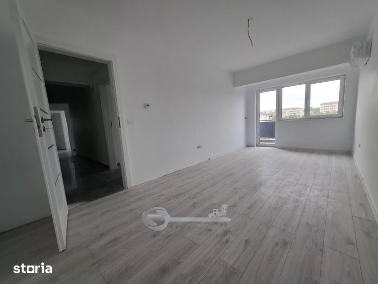 Apartament cu 3 camere decomandat în Galata