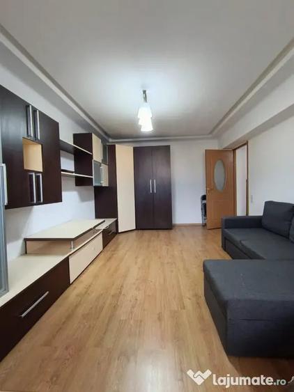 Garsonieră decomandată în Mărășești