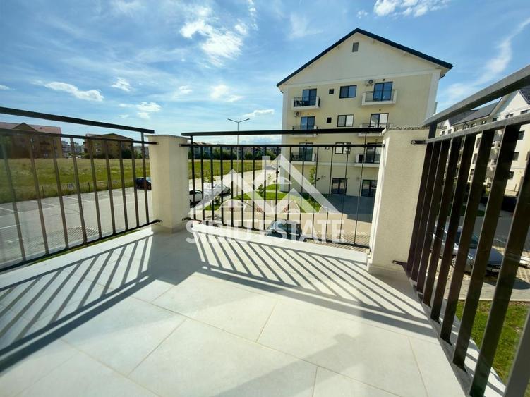 Apartament la CHEIE, 3 camere, 2 parcari si 1 boxa - 1