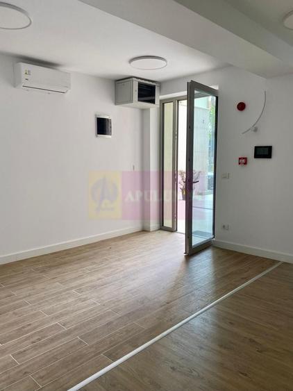 Apartament cu 2 camere decomandat în Armeneasca