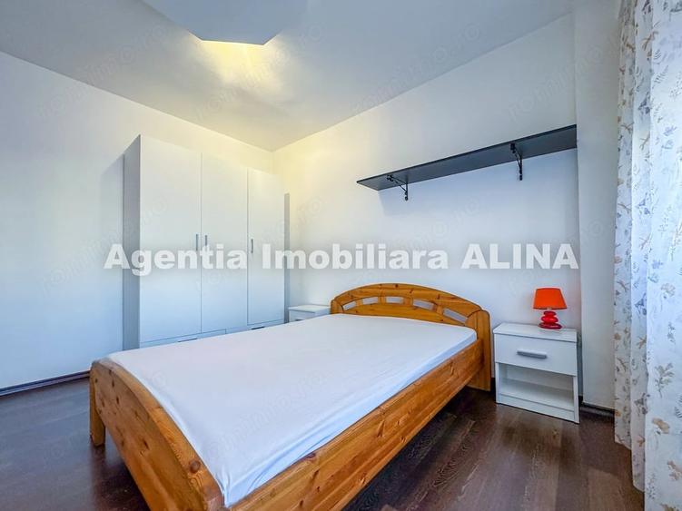 Garsonieră decomandată în Decebal
