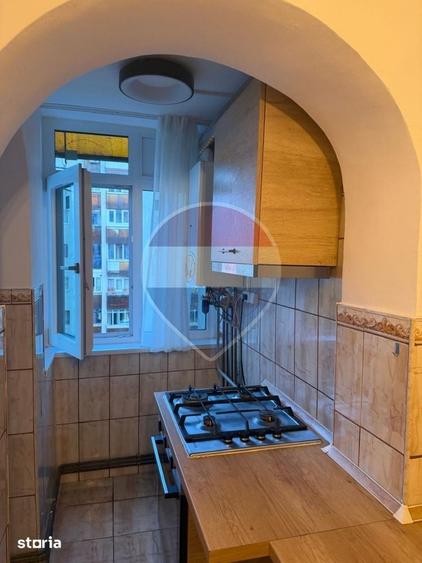 Apartament cu 3 camere decomandat în Independenței